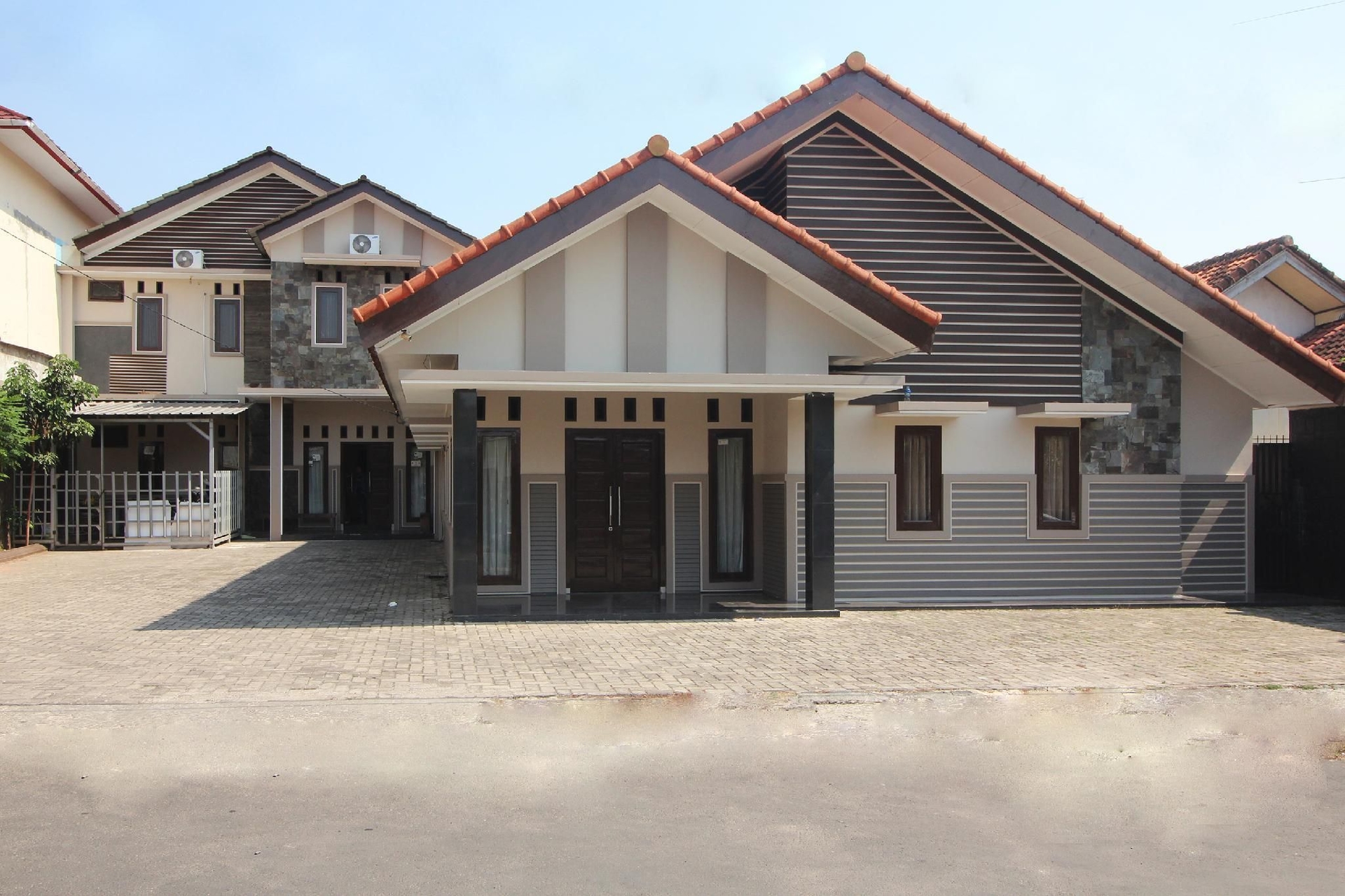 โอโย 1547 วิสมา เรย์ ชาเรียะฮ์ (OYO 1547 Wisma Ray Syariah)0