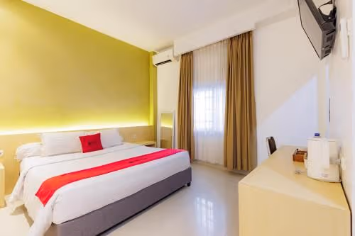 RedDoorz Room