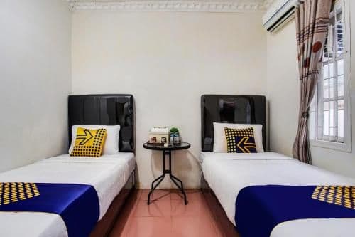 Small Twin Room