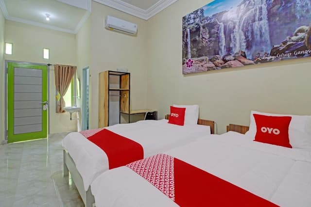 Deluxe Twin Room