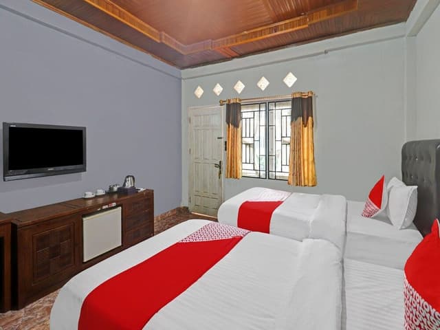 Superior Twin Room