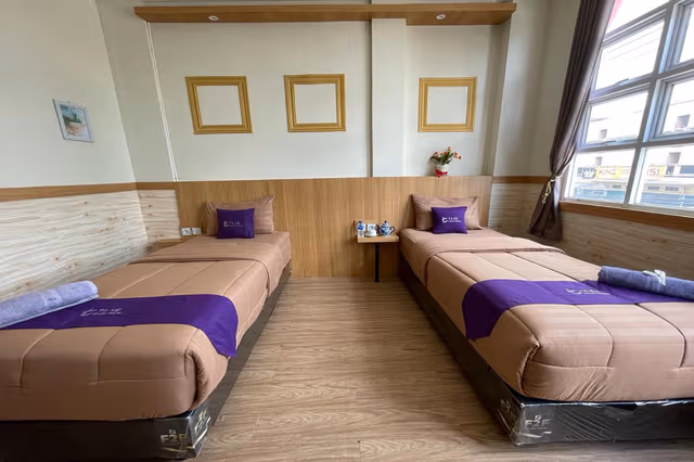 Deluxe Twin Room