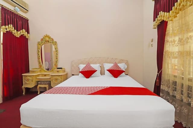 Economy Suite