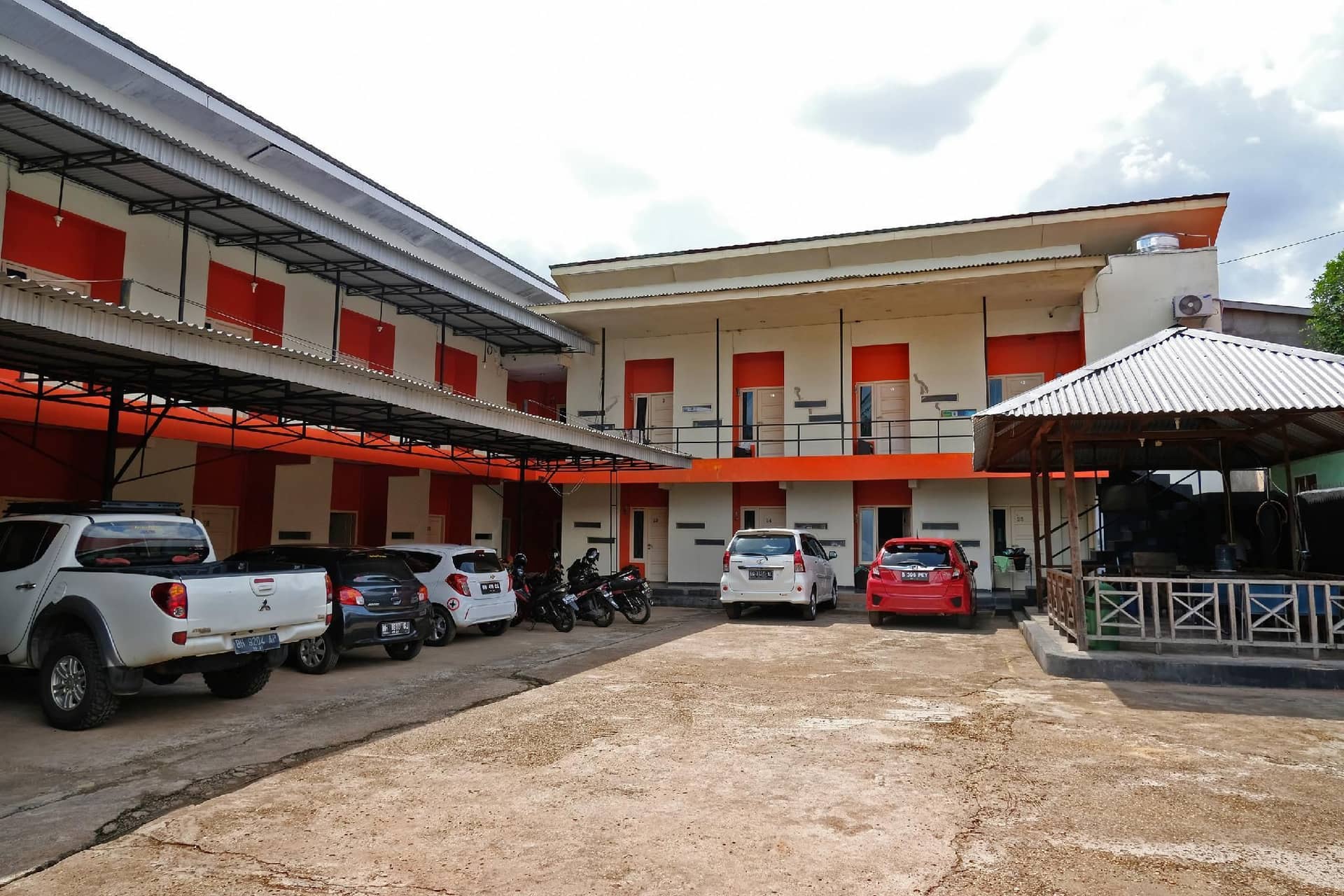 SUPER OYO 811 Mars Kost Syariah SUPER OYO 811 Mars Kost Syariah
