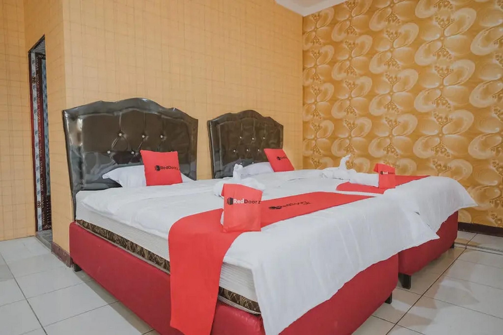 เรดดอร์ซ พลัส เนียร์ อิสตานา ไมมุน เมดาน (RedDoorz Plus near Istana Maimun Medan)3