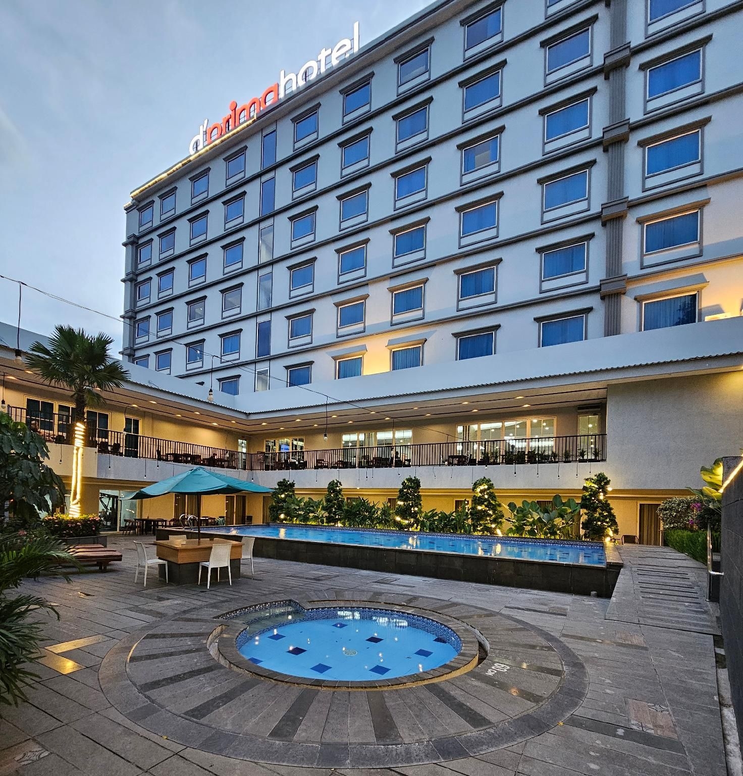 ดีไพรมาโฮเทล กัวลา นามู เมดาน (d'primahotel Kualanamu Medan)0