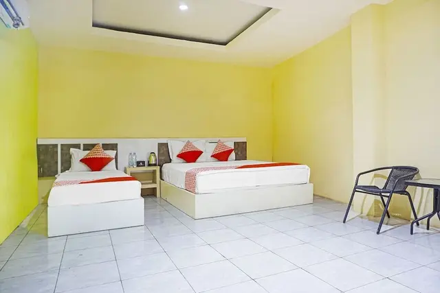 Economy Suite