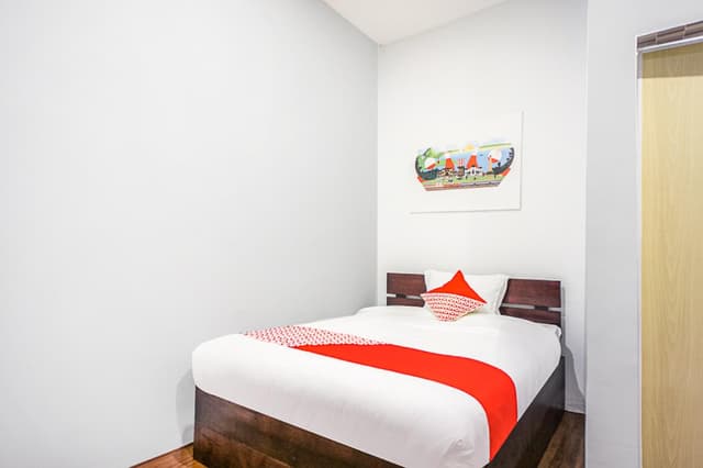 Deluxe Single Room