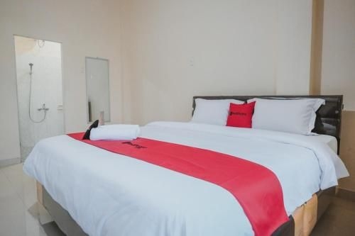 เรดดอร์ซ เนียร์ ริงโร้ด ซิตี้วอล์ค เมดาน (RedDoorz Near Ringroad City Walks Medan)4