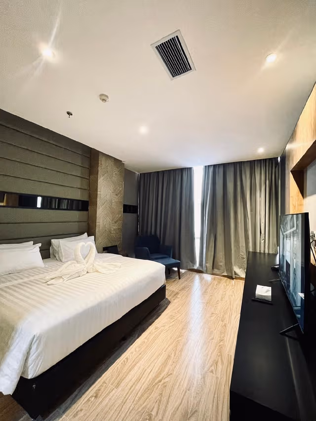 Executive Suite
