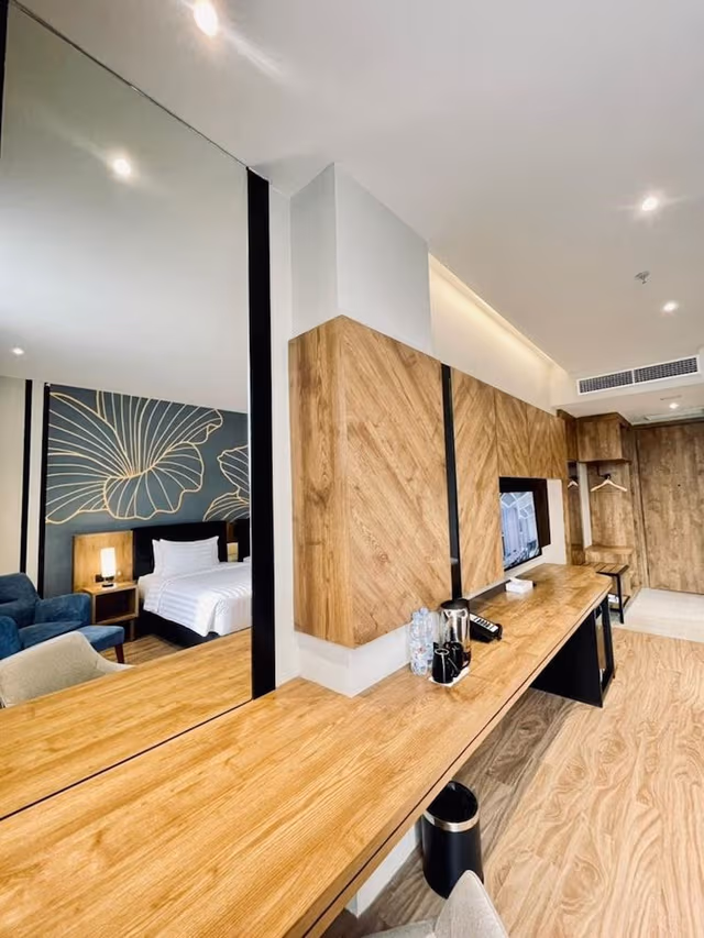 Deluxe Room, 2 Twin Beds, Non Smoking