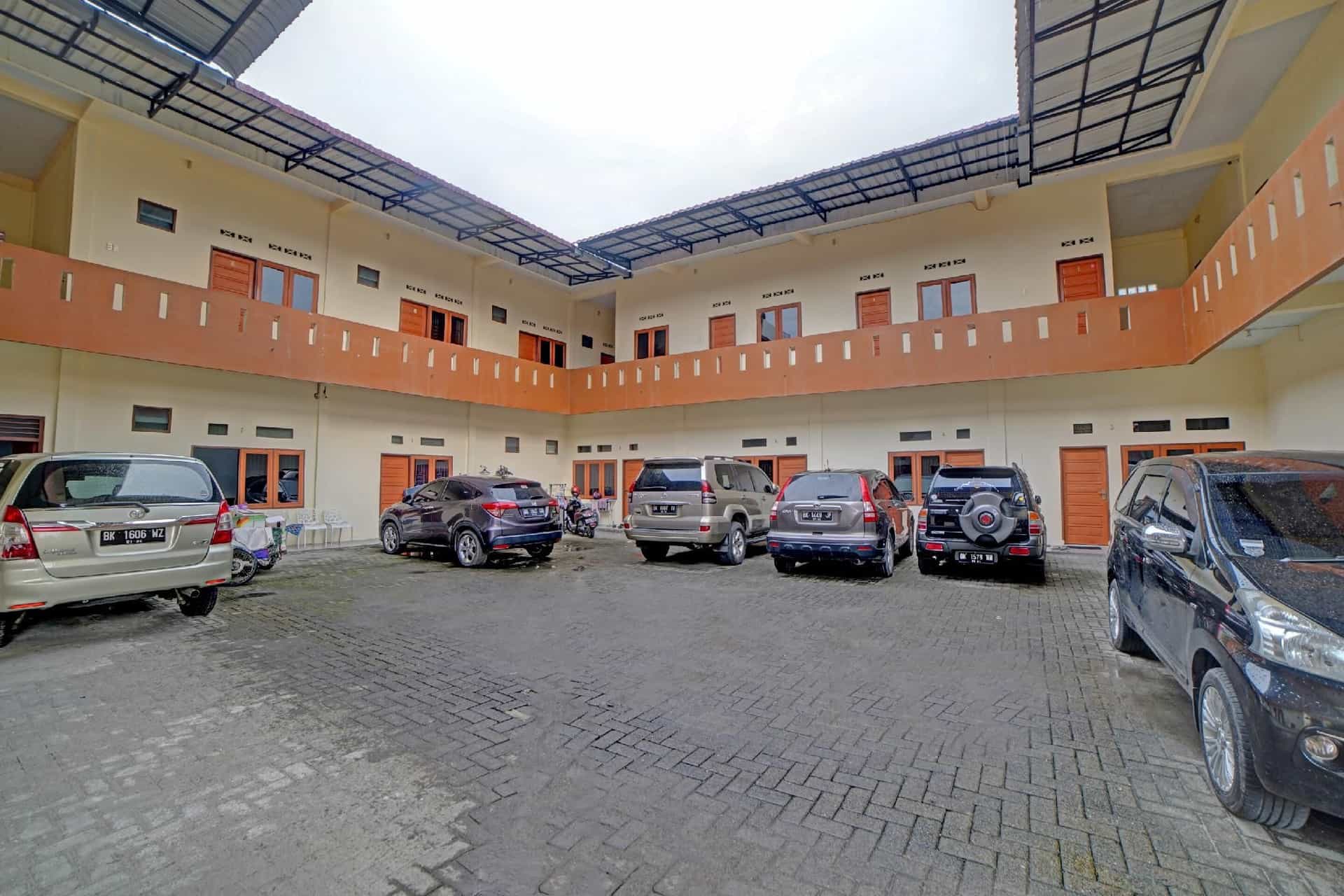 OYO 90503 Madina Residence Syariah OYO 90503 Madina Residence Syariah