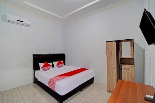 OYO 90503 Madina Residence Syariah4