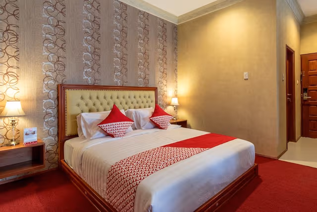 Deluxe Suite