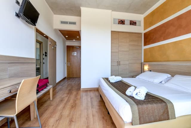 Classic Double or Twin Room