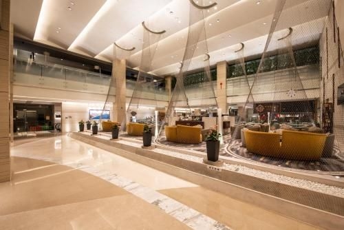 ฮอลิเดย์อินน์ ชิงเต่า ซิตี้เซ็นเตอร์ (Holiday Inn Qingdao City Center)0