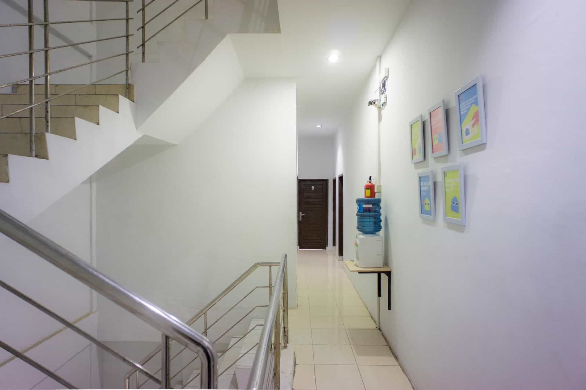 OYO Life 2366 Gatsu Kost OYO Life 2366 Gatsu Kost