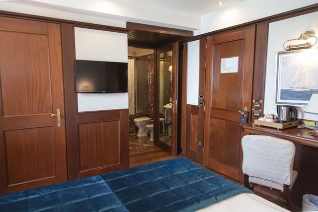 Superior Double or Twin Room, Lagoon View