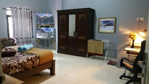 Economic Room
