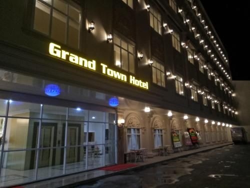 GRAND TOWN HOTEL MAROS0