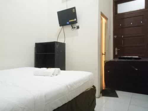 RedDoorz near RS Labuang Baji Makassar RedDoorz near RS Labuang Baji Makassar