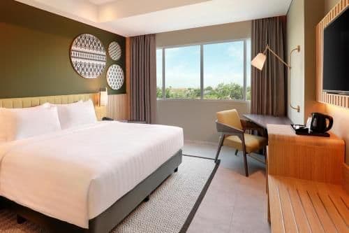 Deluxe King Room
