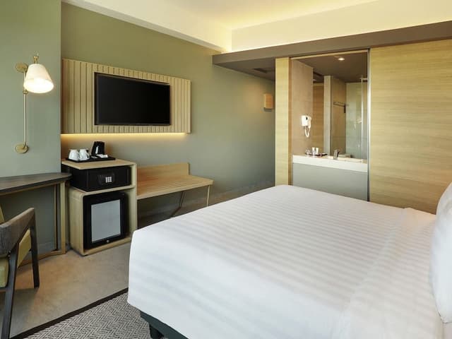 Superior Room, 1 King Bed