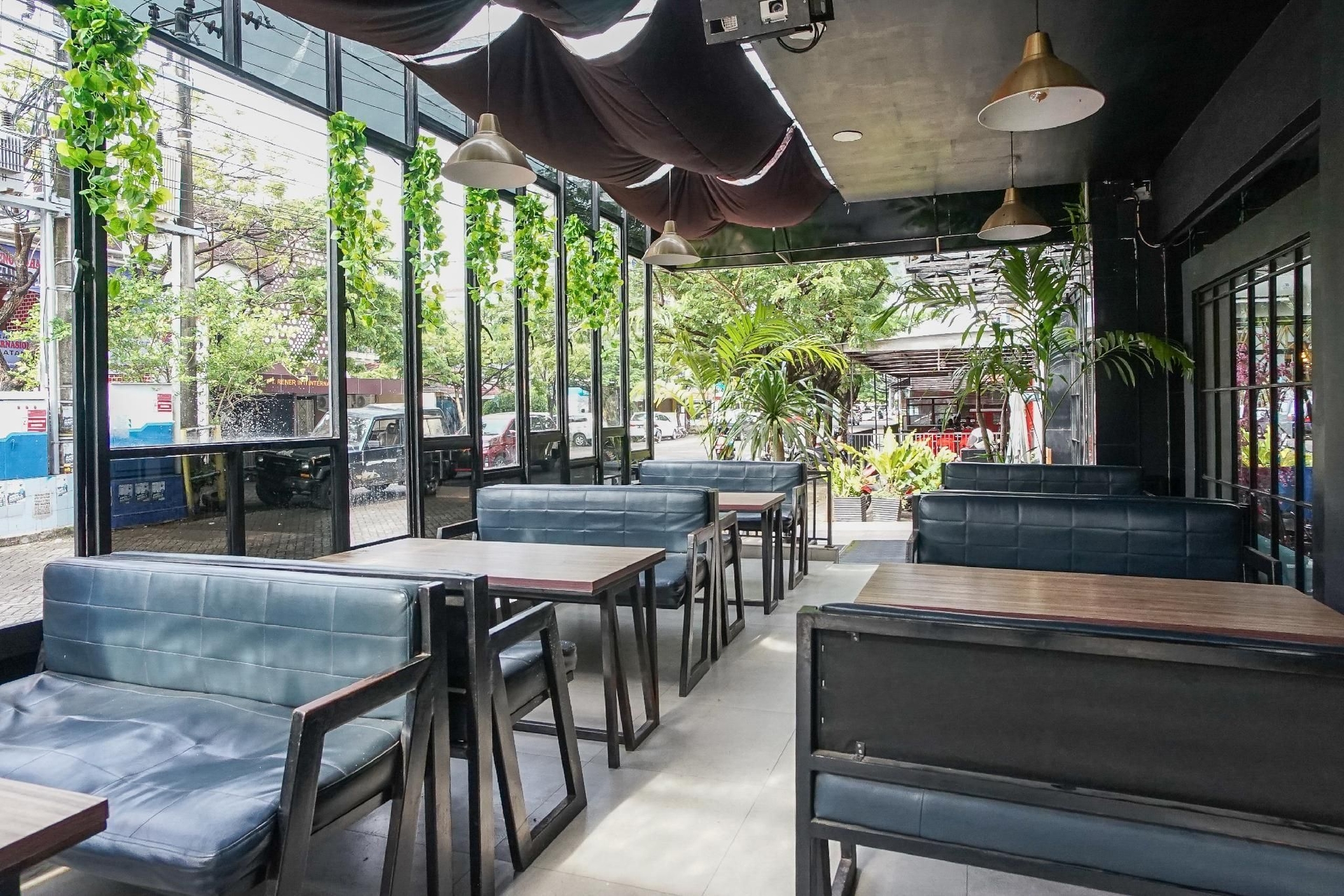 โรงแรมซันรีนา มากัสซาร์ (Hotel Sanrina Makassar)0