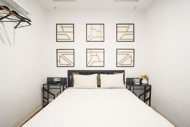 Premier Room