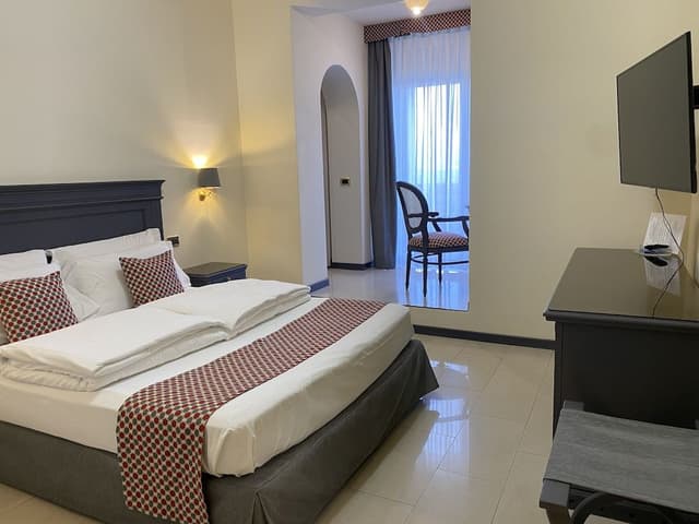 Executive Double Room, Lake View