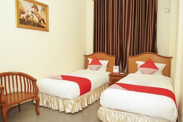 Deluxe Twin Room