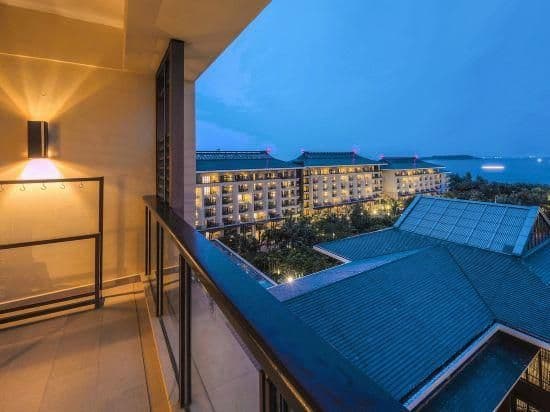 Supreme Sea View King Room