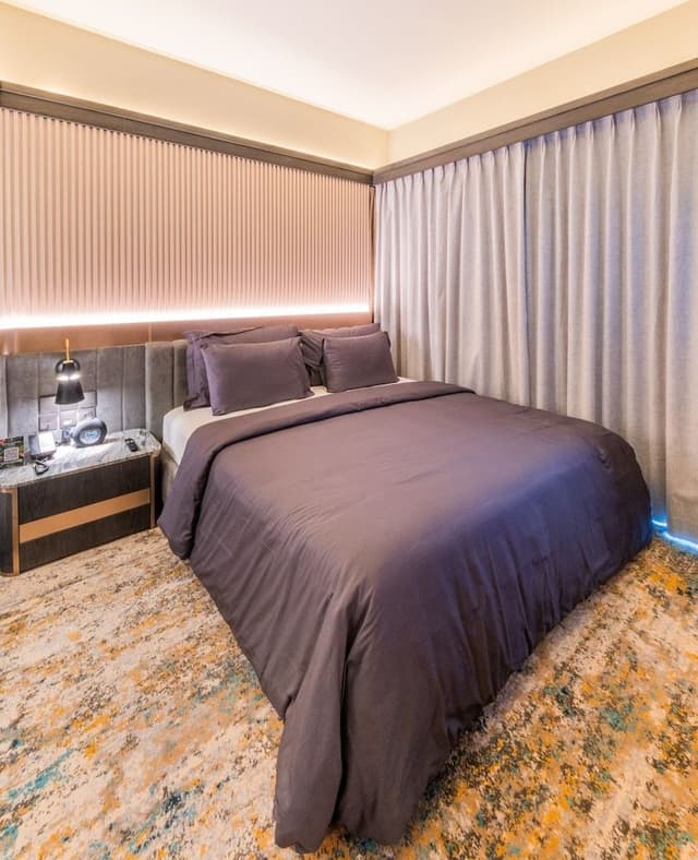 Business Room