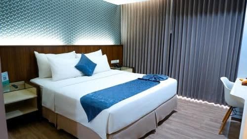 Superior King Bed