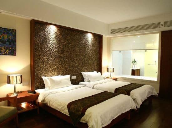 Deluxe Garden View Twin Room