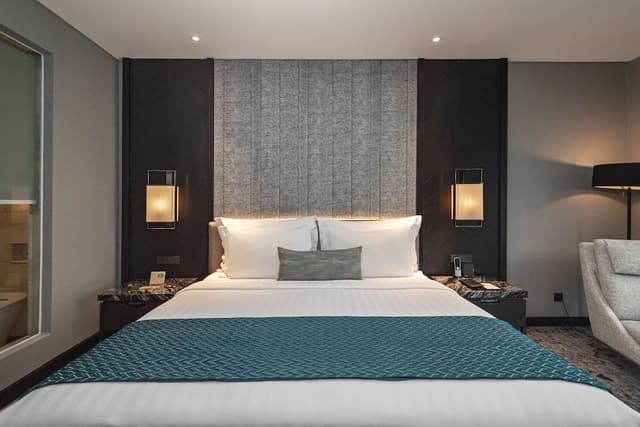Premier King Room
