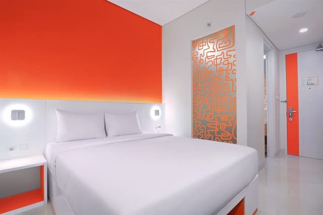 Superior Double Room, City View