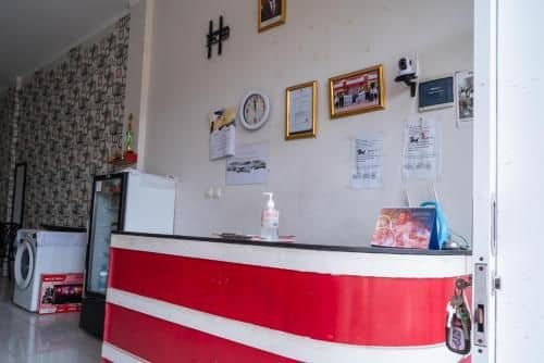 77 Guest House Serpong Mitra RedDoorz 77 Guest House Serpong Mitra RedDoorz