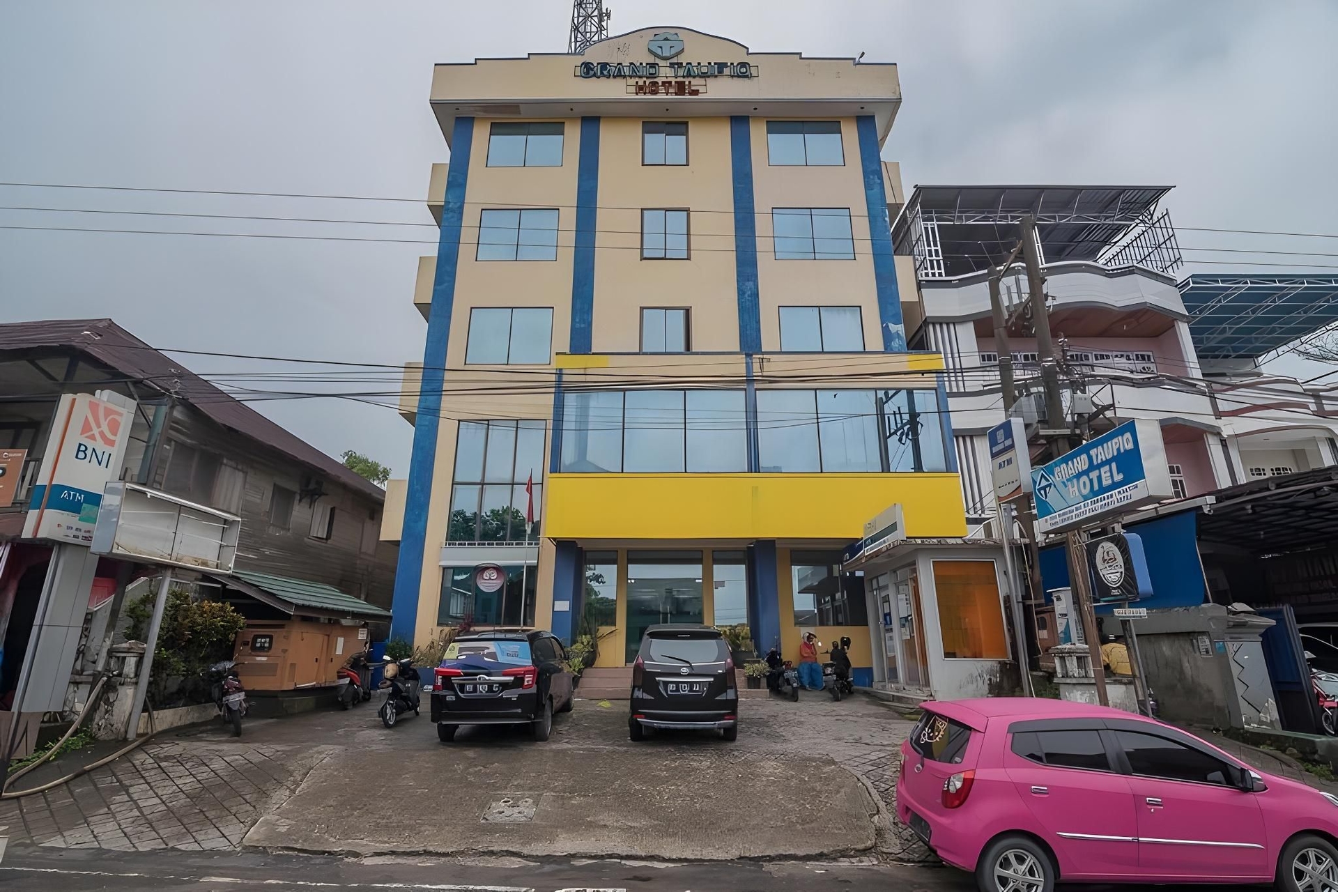 RedDoorz Syariah @ Grand Taufiq Tarakan0