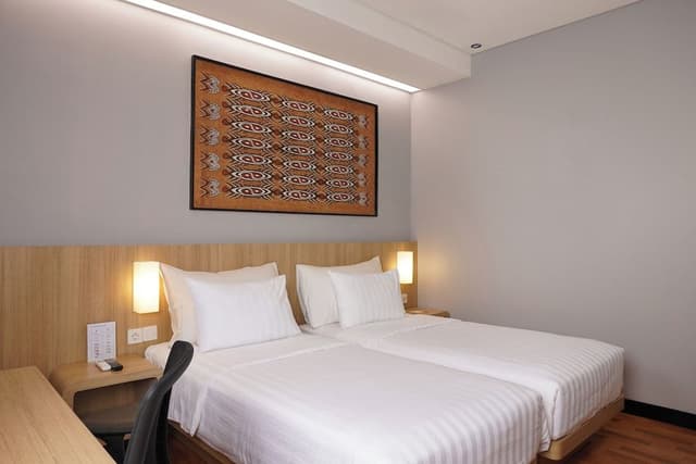 Superior Room, 2 Twin Beds, Smoking (Shower Only)
