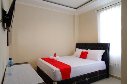 เรดดอร์ซ เนียร์ มิลเลเนียม วอเตอร์พาร์ค ปาลู (RedDoorz near Millenium Waterpark Palu)3