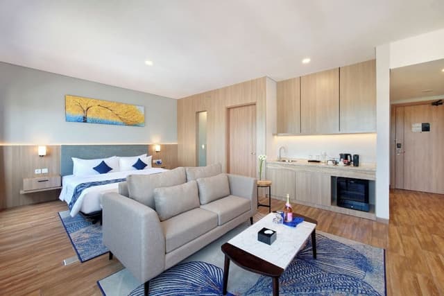 Executive Suite