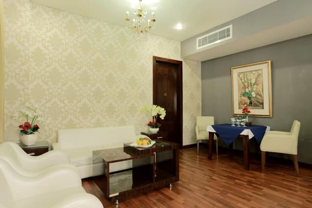 Suite 1
