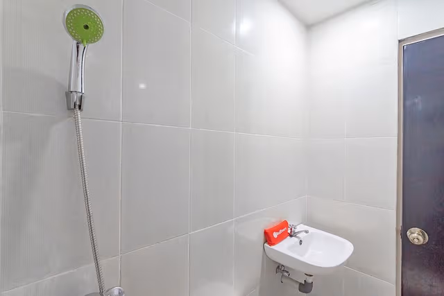 Double Room (Reddoorz)
