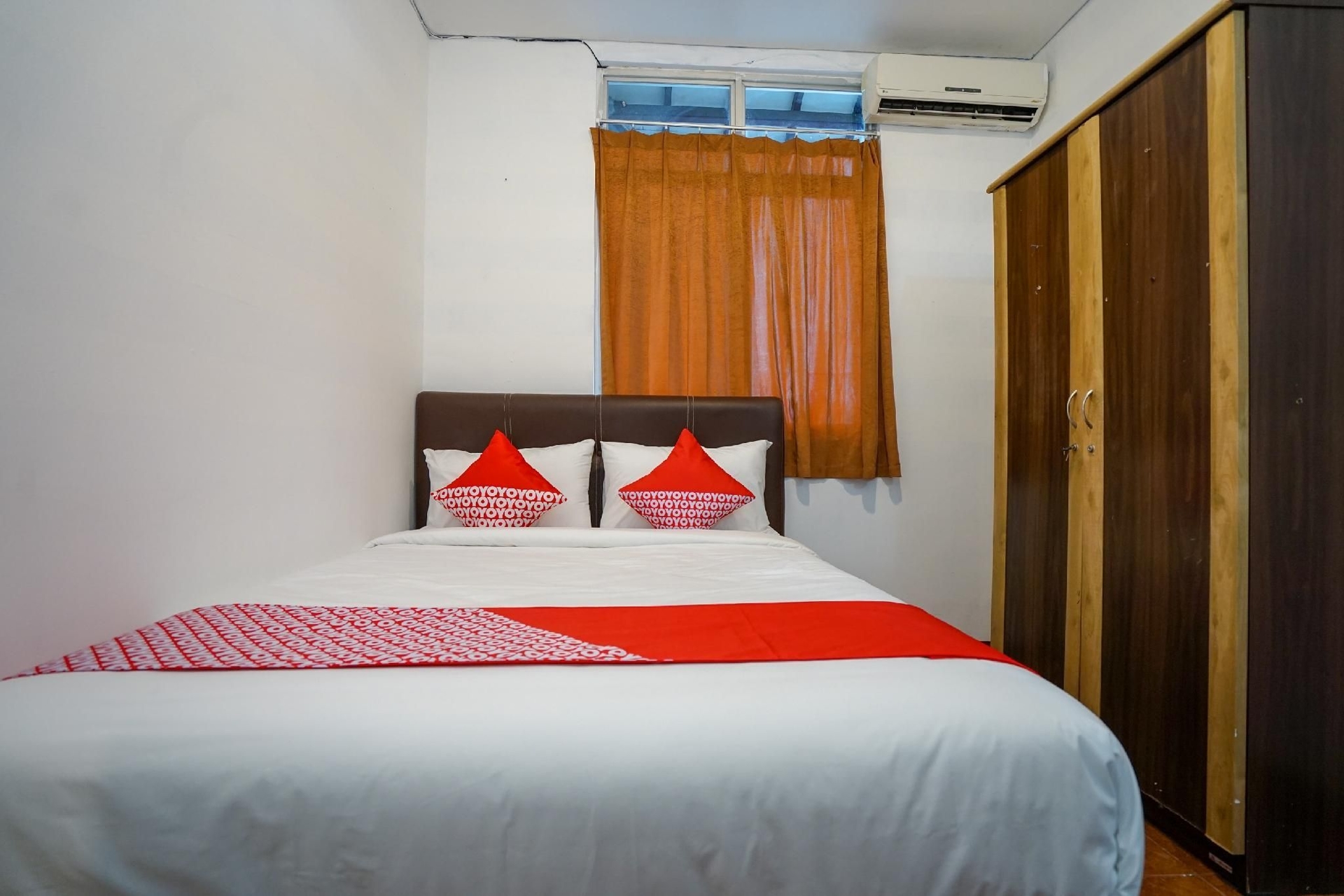 Super OYO 1844 Bravo Residence3