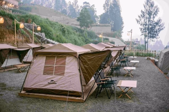 Family Tent, Patio, Mountain View