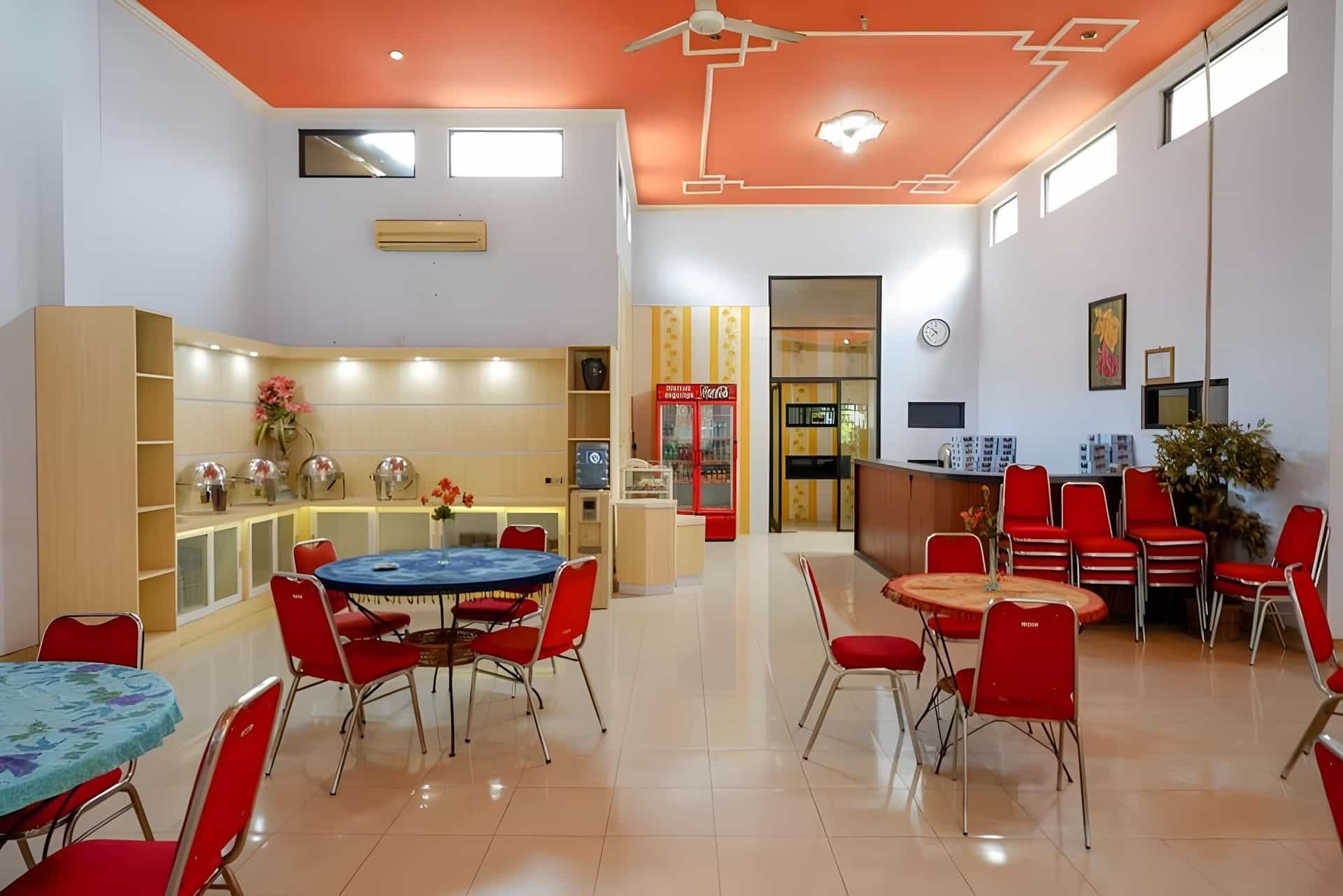 RedDoorz Plus Syariah near Stasiun Pekalongan 2