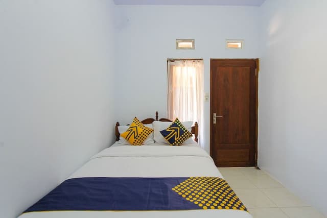 Economy Double Room