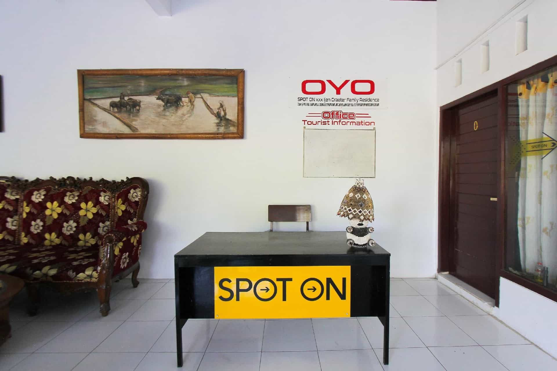 OYO 2042 Zam Zam Family Syariah OYO 2042 Zam Zam Family Syariah