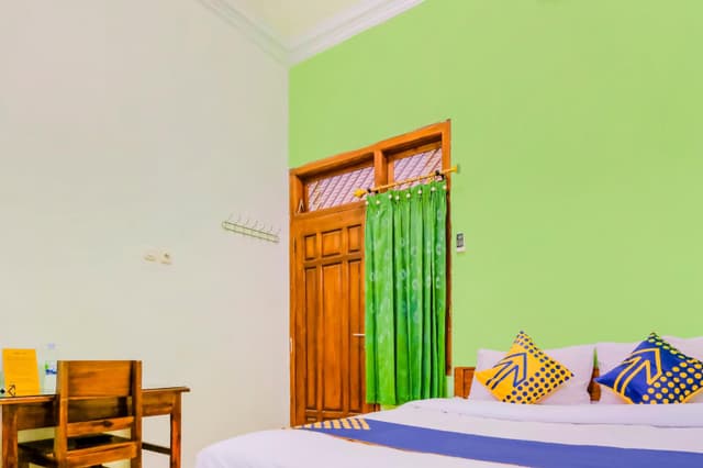 Spot on Room